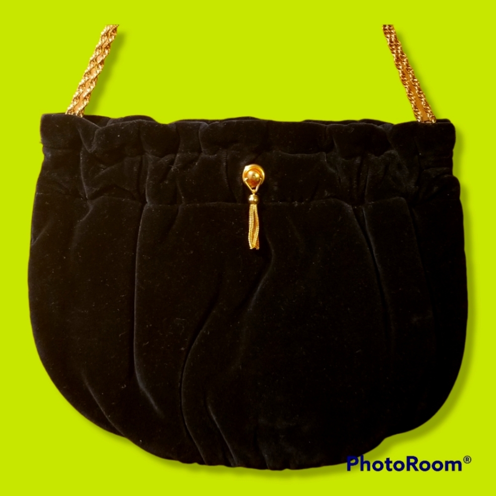 Vintage Black Velvet Morris Moskowitz Purse